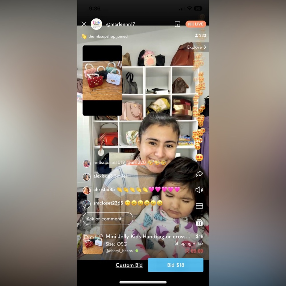 Share show✨ Marlen is Live🩷 - Picture 3 of 5